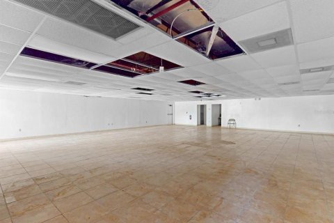 Immobilier commercial à vendre à Winter Park, Floride: 1527.03 m2 № 2144120 - photo 18