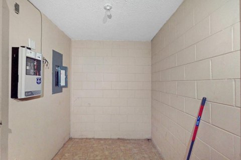 Immobilier commercial à vendre à Winter Park, Floride: 1527.03 m2 № 2144120 - photo 21