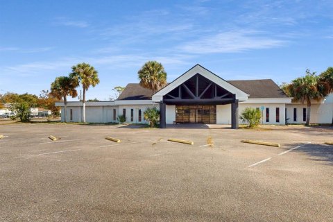 Immobilier commercial à Winter Park, Floride 1527.03 m2 № 2144120