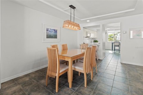 Condominio en alquiler en Longboat Key, Florida, 2 dormitorios, 148.74 m2 № 2108610 - foto 13