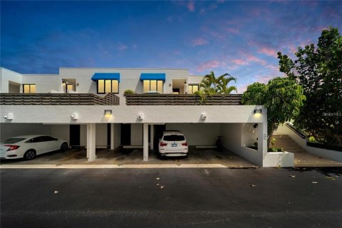 Condominio en alquiler en Longboat Key, Florida, 2 dormitorios, 148.74 m2 № 2108610 - foto 2