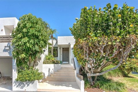 Condominio en Longboat Key, Florida, 2 dormitorios  № 2108610