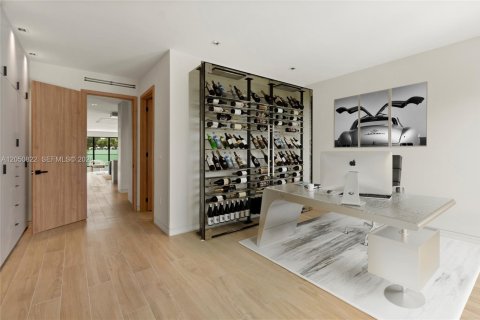 Adosado en venta en Miami, Florida, 4 dormitorios, 258.83 m2 № 2169109 - foto 8