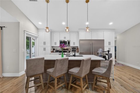 Villa ou maison à vendre à Palm Harbor, Floride: 4 chambres, 156.26 m2 № 2275508 - photo 8