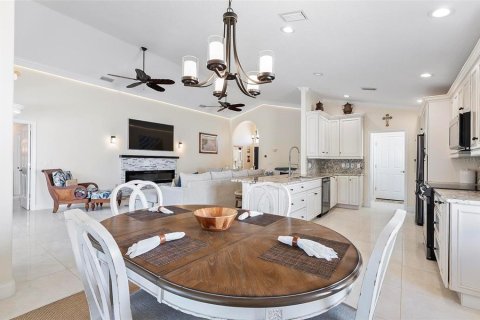 Casa en venta en Palm Coast, Florida, 3 dormitorios, 160.44 m2 № 1815094 - foto 3