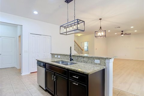 Villa ou maison à vendre à Brandon, Floride: 4 chambres, 238.94 m2 № 2148773 - photo 14