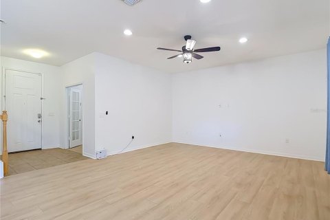 Villa ou maison à vendre à Brandon, Floride: 4 chambres, 238.94 m2 № 2148773 - photo 6