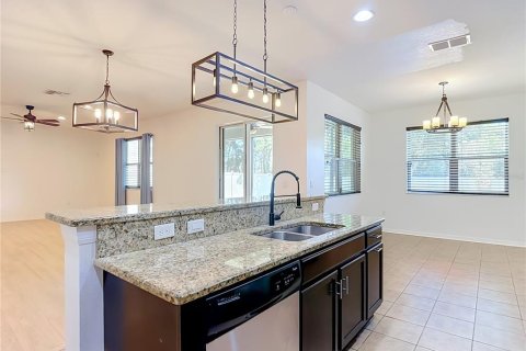 Villa ou maison à vendre à Brandon, Floride: 4 chambres, 238.94 m2 № 2148773 - photo 13