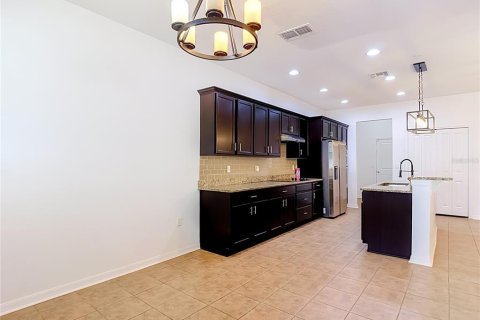Villa ou maison à vendre à Brandon, Floride: 4 chambres, 238.94 m2 № 2148773 - photo 16