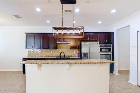 Villa ou maison à vendre à Brandon, Floride: 4 chambres, 238.94 m2 № 2148773 - photo 11