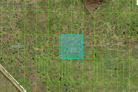 Terreno en Frostproof, Florida № 2202862