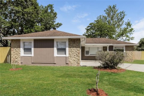Casa en alquiler en Apopka, Florida, 3 dormitorios, 132.2 m2 № 1913927 - foto 1