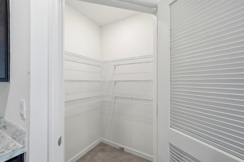 Casa en venta en Port St. Lucie, Florida, 4 dormitorios, 178 m2 № 2265760 - foto 20