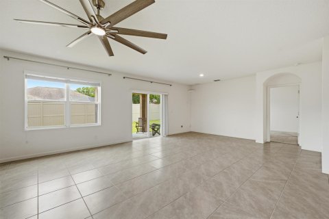 Casa en venta en Port St. Lucie, Florida, 4 dormitorios, 178 m2 № 2265760 - foto 30