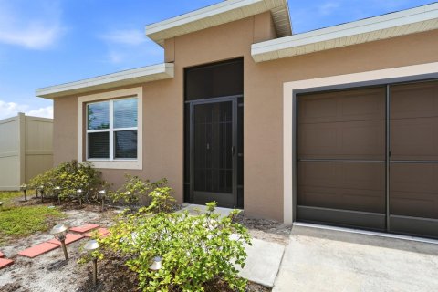 Casa en venta en Port St. Lucie, Florida, 4 dormitorios, 178 m2 № 2265760 - foto 6
