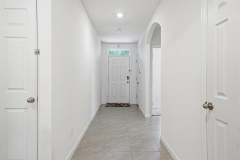 Casa en venta en Port St. Lucie, Florida, 4 dormitorios, 178 m2 № 2265760 - foto 10