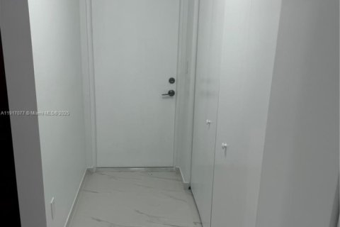 Copropriété à vendre à Miami, Floride: 2 chambres, 94.76 m2 № 1974437 - photo 7