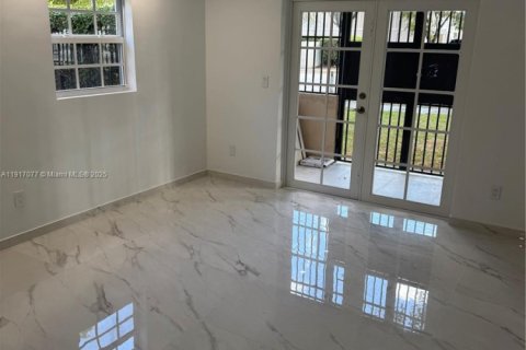 Copropriété à vendre à Miami, Floride: 2 chambres, 94.76 m2 № 1974437 - photo 6