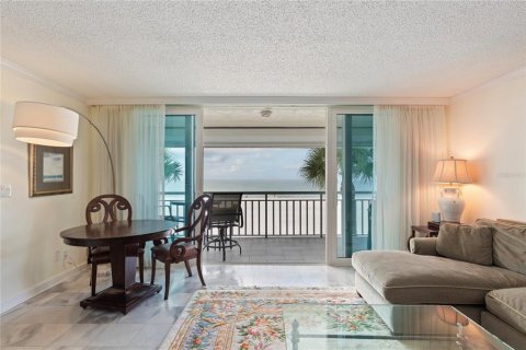 Condominio en Belleair Beach, Florida, 3 dormitorios  № 2106449