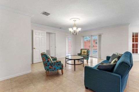 Villa ou maison à vendre à Port St. Lucie, Floride: 3 chambres, 241.08 m2 № 2190859 - photo 18