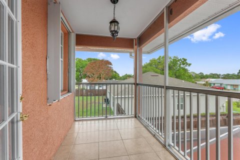 Villa ou maison à vendre à Port St. Lucie, Floride: 3 chambres, 241.08 m2 № 2190859 - photo 25