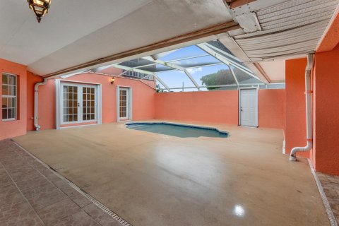 Villa ou maison à vendre à Port St. Lucie, Floride: 3 chambres, 241.08 m2 № 2190859 - photo 8