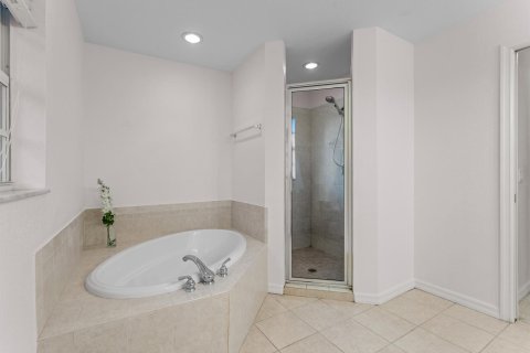 Villa ou maison à vendre à Port St. Lucie, Floride: 3 chambres, 241.08 m2 № 2190859 - photo 30