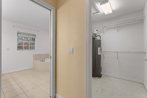 Villa ou maison à vendre à Port St. Lucie, Floride: 3 chambres, 241.08 m2 № 2190859 - photo 27