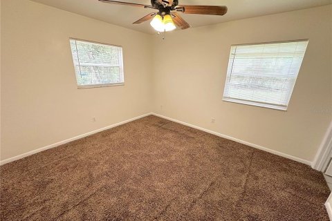 House in Gainesville, Florida 3 bedrooms, 111.11 sq.m. № 2117845 - photo 6