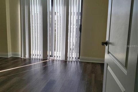 Propiedad comercial en alquiler en Orlando, Florida № 1901010 - foto 12