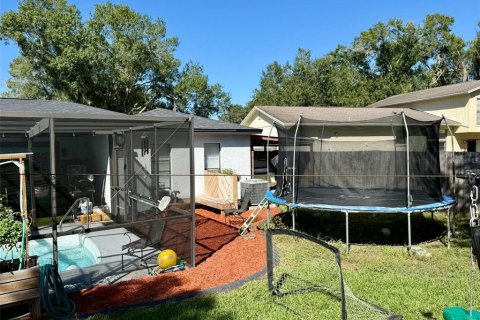 House in Valrico, Florida 4 bedrooms, 180.79 sq.m. № 2430960 - photo 24