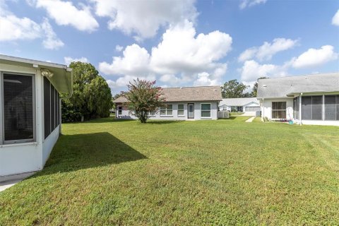 House in New Port Richey, Florida 2 bedrooms, 152.92 sq.m. № 1847926 - photo 30