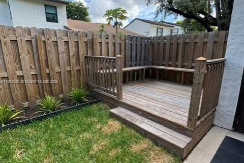 Touwnhouse à vendre à Miami, Floride: 3 chambres, 109.9 m2 № 1891145 - photo 5