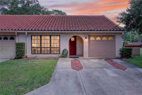 House in Ocala, Florida 2 bedrooms, 97.73 sq.m. № 2344859
