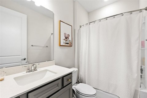 Casa en alquiler en Mount Dora, Florida, 3 dormitorios, 216.74 m2 № 2283501 - foto 2