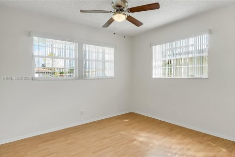 Casa en alquiler en Tamarac, Florida, 2 dormitorios, 103.86 m2 № 2045591 - foto 18