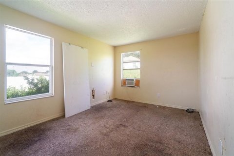 Casa en venta en Clermont, Florida, 4 dormitorios, 205.13 m2 № 2363378 - foto 18