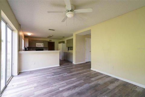 Casa en venta en Clermont, Florida, 4 dormitorios, 205.13 m2 № 2363378 - foto 7