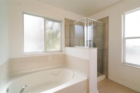 Casa en venta en Clermont, Florida, 4 dormitorios, 205.13 m2 № 2363378 - foto 15