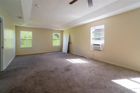 Casa en venta en Clermont, Florida, 4 dormitorios, 205.13 m2 № 2363378 - foto 12