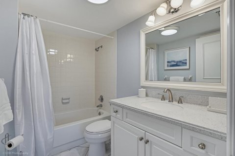 Copropriété à vendre à Jupiter, Floride: 2 chambres, 141.21 m2 № 2405846 - photo 17