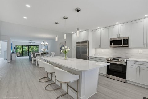 Copropriété à vendre à Jupiter, Floride: 2 chambres, 141.21 m2 № 2405846 - photo 4