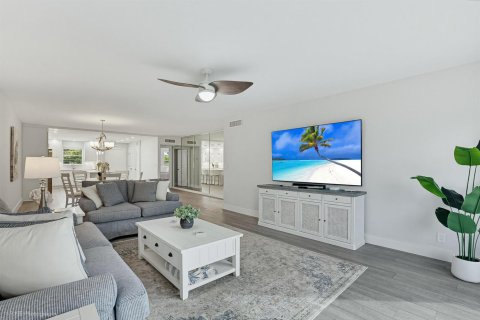 Copropriété à vendre à Jupiter, Floride: 2 chambres, 141.21 m2 № 2405846 - photo 11