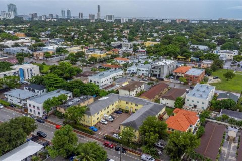 Immobilier commercial à vendre à Miami, Floride: 333.7 m2 № 1922030 - photo 29