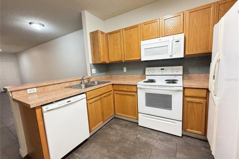 Touwnhouse à louer à Riverview, Floride: 3 chambres, 131.18 m2 № 2399226 - photo 9