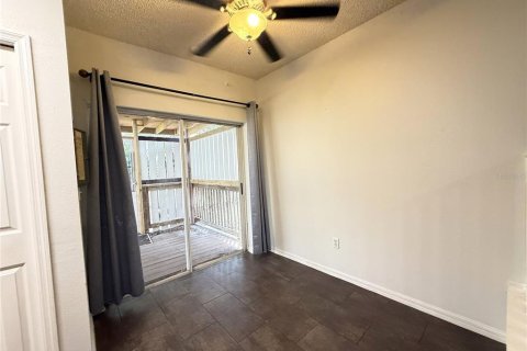 Touwnhouse à louer à Riverview, Floride: 3 chambres, 131.18 m2 № 2399226 - photo 11