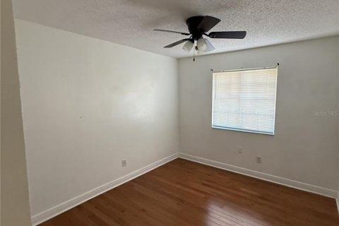 Casa en alquiler en Kissimmee, Florida, 4 dormitorios, 252.04 m2 № 2167762 - foto 11