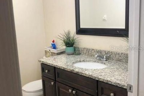 Casa en alquiler en Kissimmee, Florida, 4 dormitorios, 252.04 m2 № 2167762 - foto 4