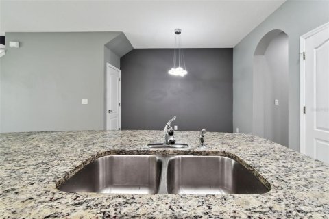 Townhouse in Riverview, Florida 3 bedrooms, 156.82 sq.m. № 1828131 - photo 16