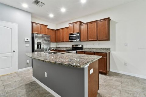 Townhouse in Riverview, Florida 3 bedrooms, 156.82 sq.m. № 1828131 - photo 10